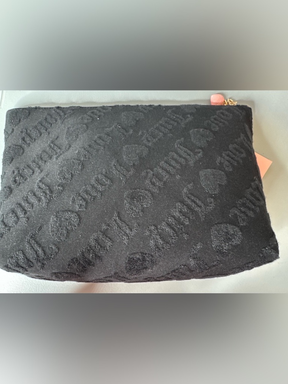 Juicy Couture Black velour Logo Zip Pouch with Gold Heart Accent Terry cloth - Picture 4 of 4